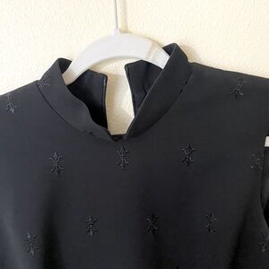 Beautiful vintage Asian inspired dress by Shelli Segal for Laundry.